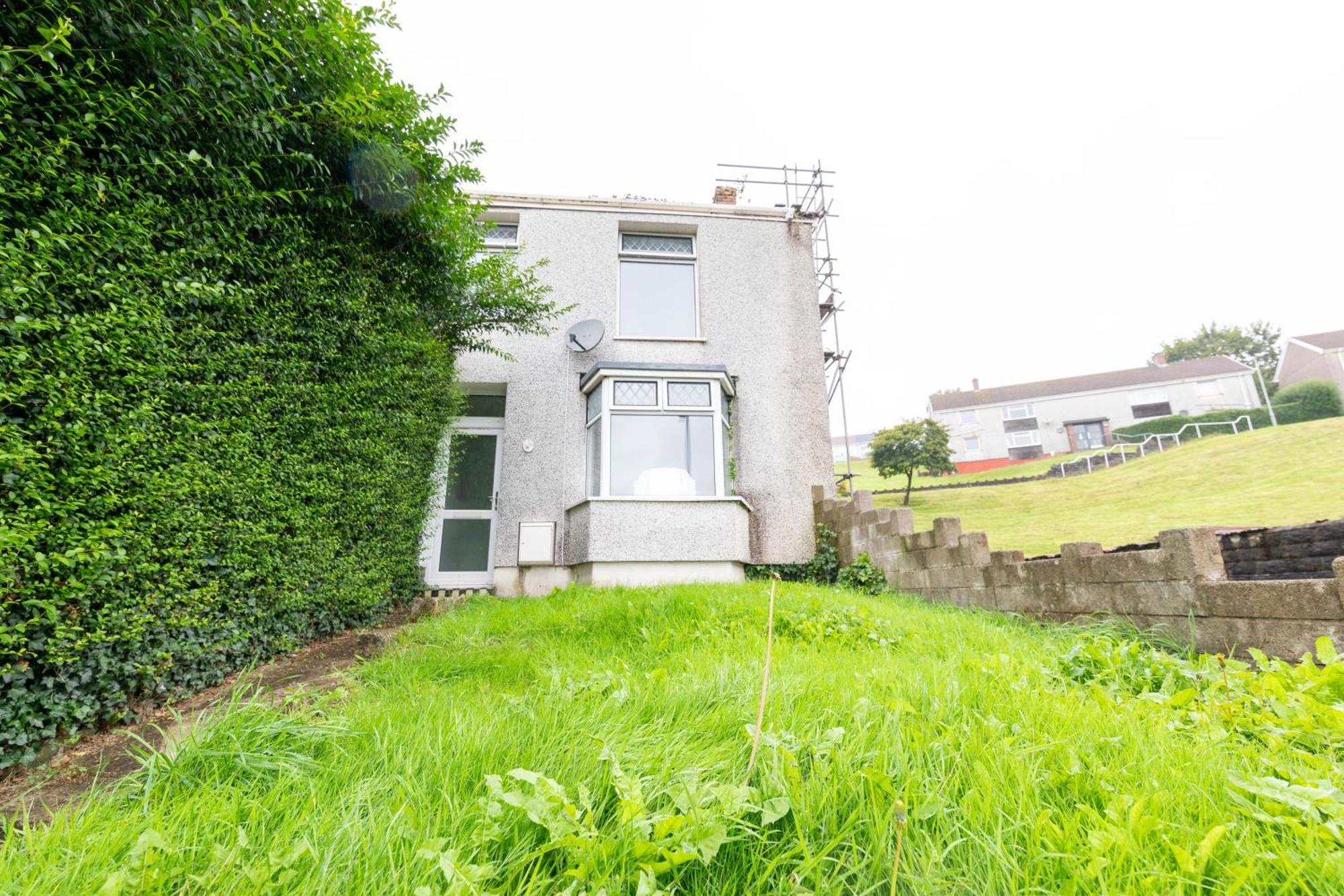 Holiday home Four Bedroom House, Plenty Of Parking & Near Centre *